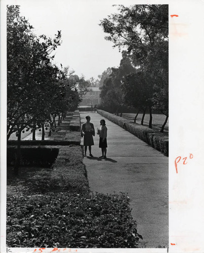 Lang Art Building and walkways, Scripps College