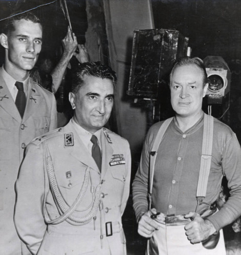 Bob Hope standing with two individuals, Claremont McKenna College