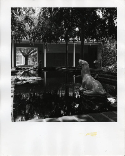 Seal Court fountains, Scripps College