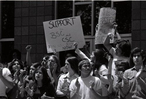 Sit-in at Pendleton Business Office, Claremont University Consortium