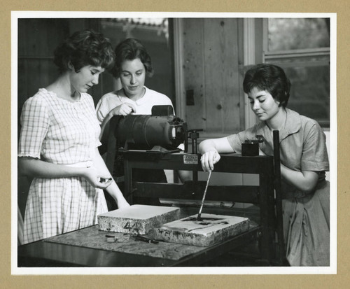 Block printing, Scripps College