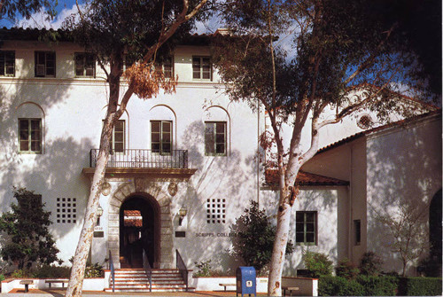 Tenth Street entrance to Sycamore Court, Scripps College