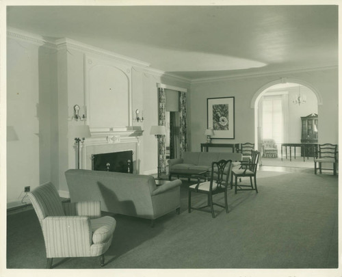 Mudd/Blaisdell Hall living room, Pomona College