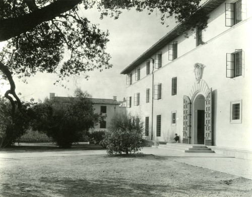 Clark Hall, Pomona College