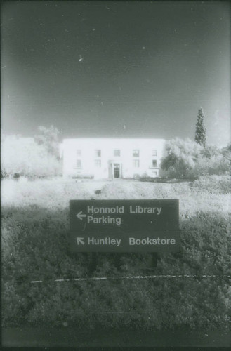 Honnold Library and directional sign, Claremont University Consortium