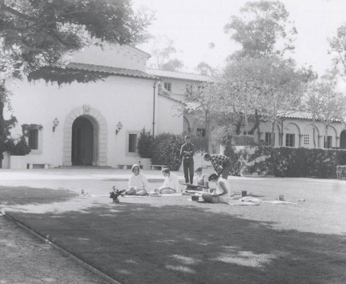 Students painting, Scripps College