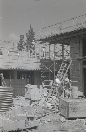 Marks Hall construction, Harvey Mudd College