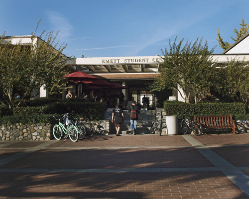 Emett Student Center, Claremont McKenna College