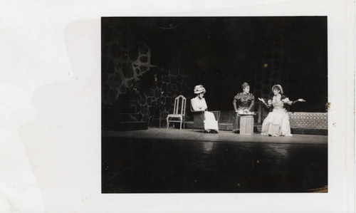 Drama students, Scripps College