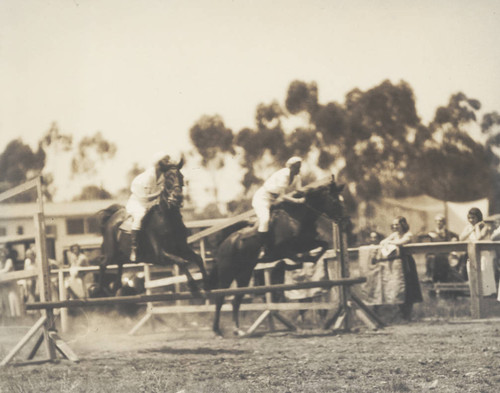 Students on horseback, Scripps College