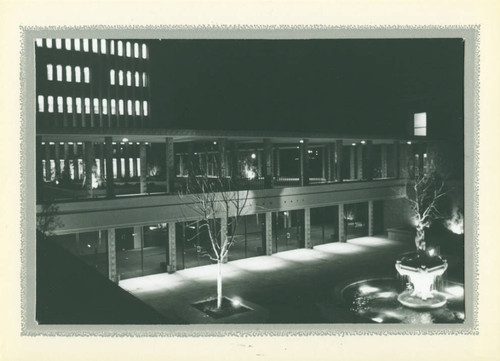 Galileo Hall and Venus fountain at night, Harvey Mudd Campus