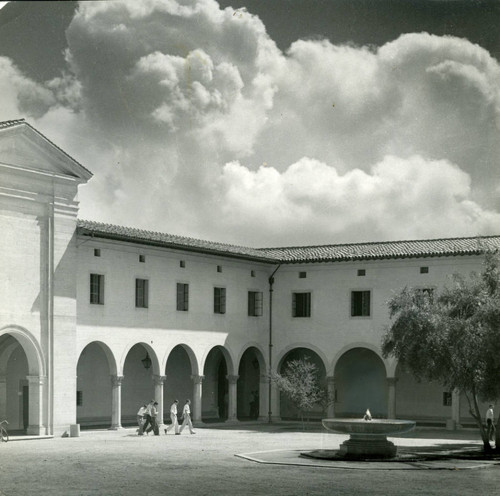 Clark Hall courtyard, Pomona College