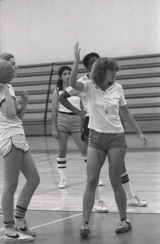 Basketball practice, Scripps College