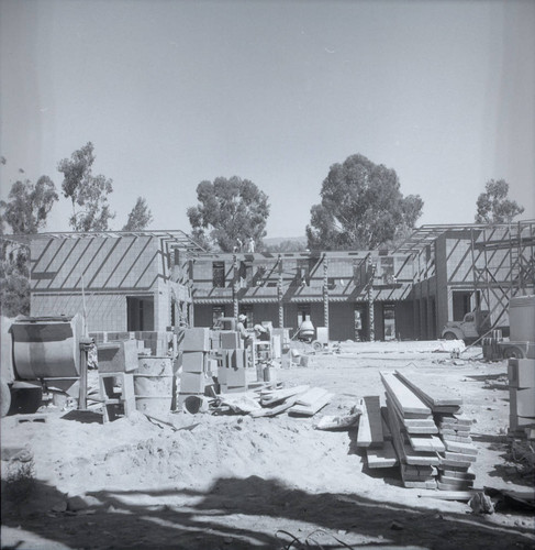 Thomas-Garrett Hall Construction, Harvey Mudd College