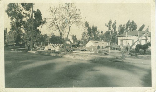 Constructing Mason Hall, Pomona College