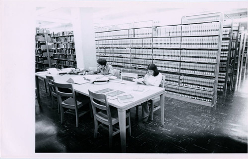 Honnold Library, Claremont University Consortium