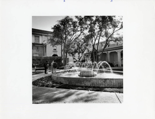 Lyon Garden, Pomona College