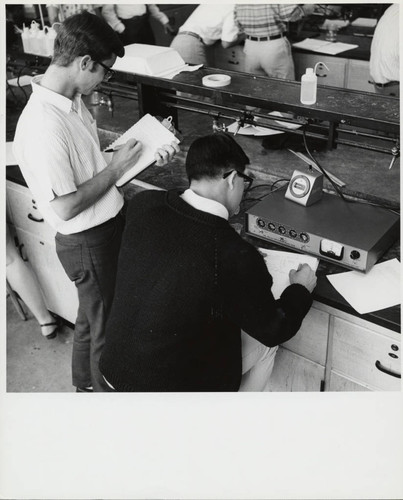 Science students, Scripps College