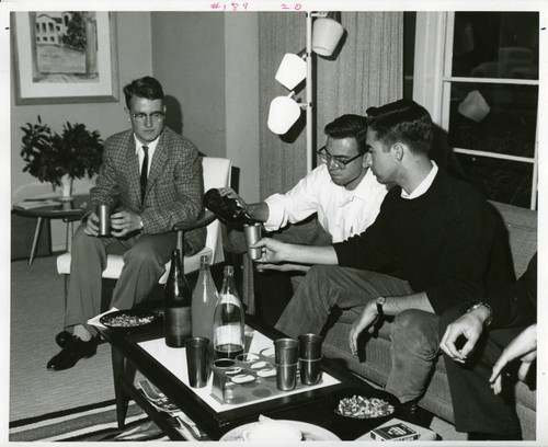 Students drinking before dinner, Harvey Mudd College