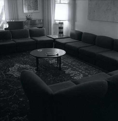 Living room, Claremont McKenna College