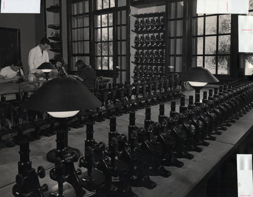 Microscopes, Pomona College