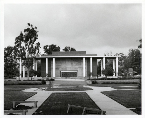 Construction of Garrison Theater, Scripps College