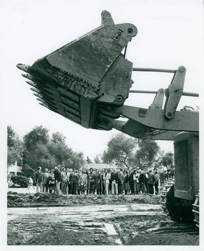 Heggblade Center groundbreaking, Claremont McKenna College