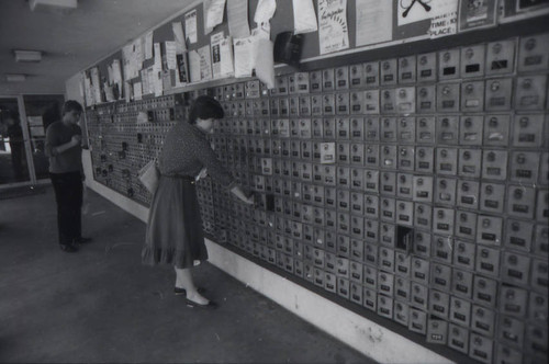 Mail room, Claremont McKenna College