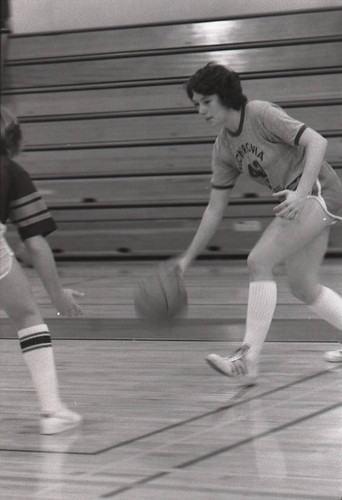 Basketball practice, Scripps College