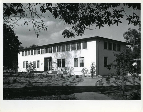 Pitzer Hall, Claremont McKenna College