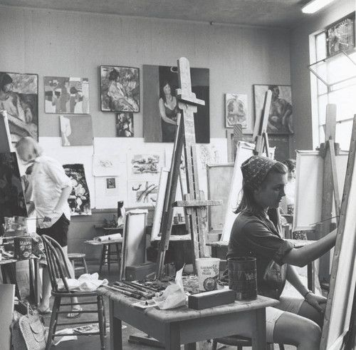 Students painting, Scripps College