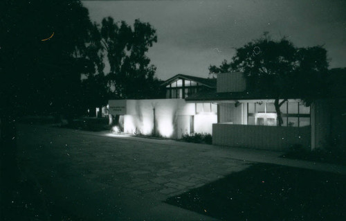 Marian Miner Cook Athenaeum, Claremont McKenna College