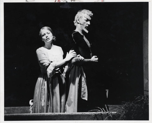 Drama production, Scripps College