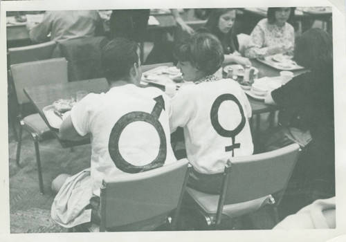 Couple in cafeteria, Harvey Mudd College