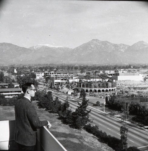 Bauer Center construction, Claremont McKenna College