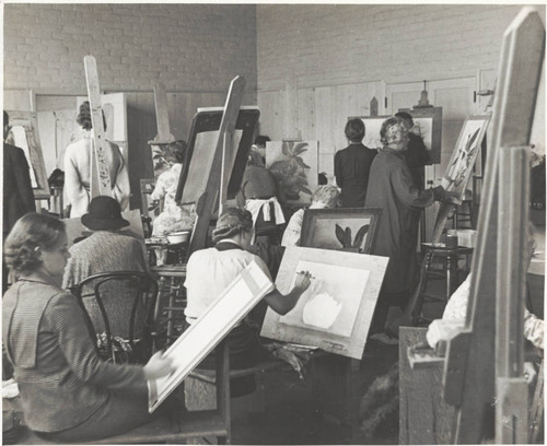 Students in art studio, Scripps College