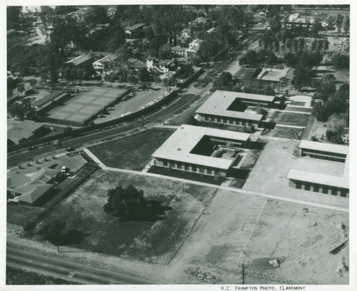 Aerial view of dorms and part of Scripps College campus, Harvey Mudd College