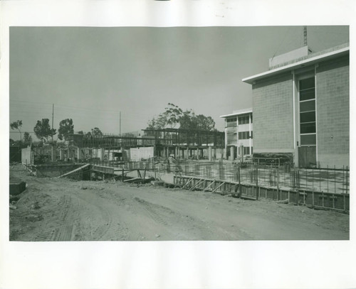 Libra Complex construction, Harvey Mudd College