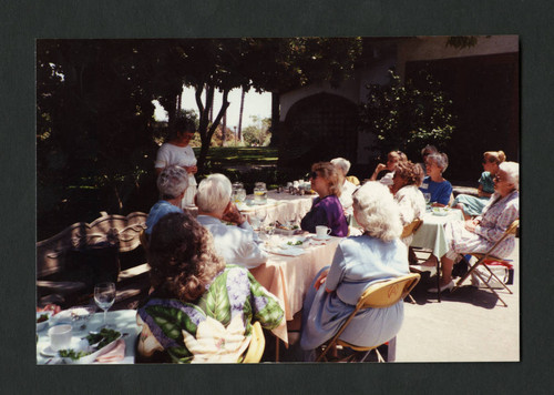 Macpherson Society lunch meeting in a beautiful garden, Scripps College