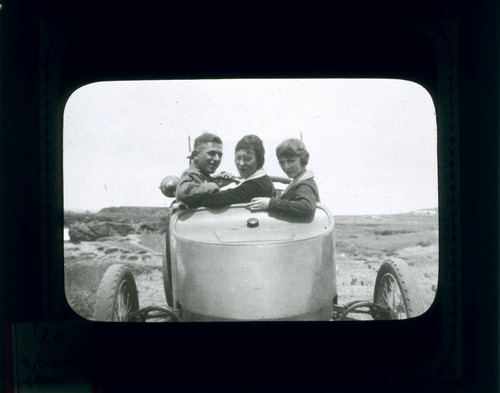 Convertible passengers, Pomona College