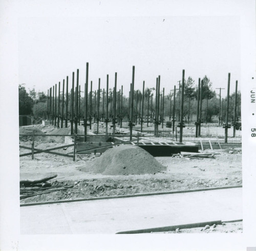 West Hall construction, Harvey Mudd College