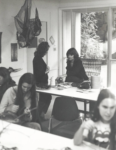 Textiles class, Scripps College