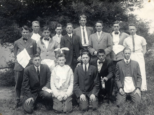 Waiters' Union, Pomona College