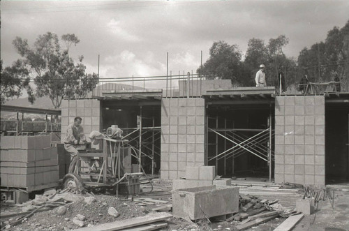 Marks Hall construction, Harvey Mudd College