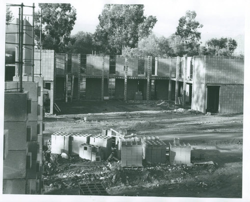 Thomas-Garrett Hall Construction, Harvey Mudd College