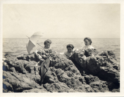 Students near the Pacific Ocean, Pomona College