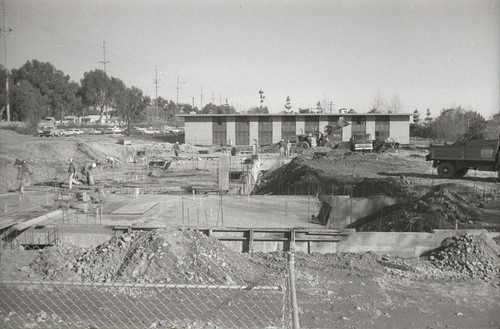 Marks Hall construction, Harvey Mudd College