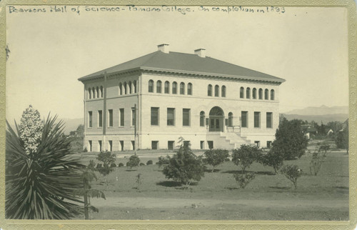 Pearsons Hall, Pomona College