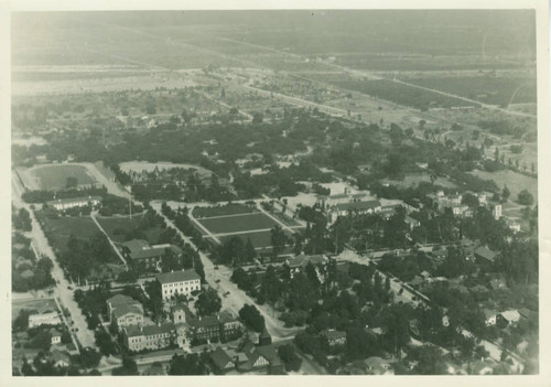 Pomona College campus, Pomona College