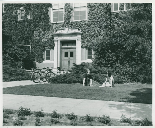 Mason Hall, Pomona College